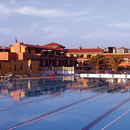 Continental Resort Tirrenia Kültér fotó