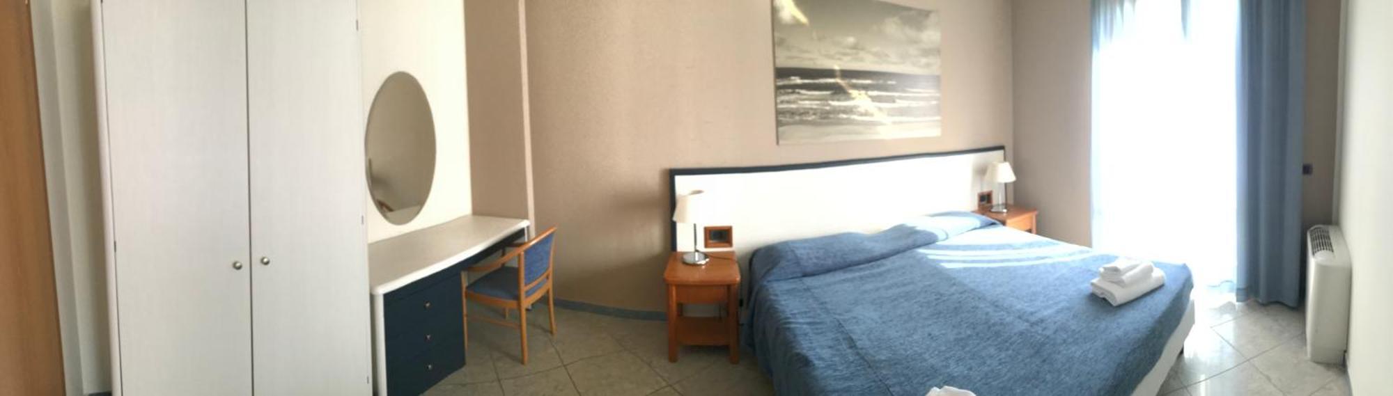 Continental Resort Tirrenia Szoba fotó